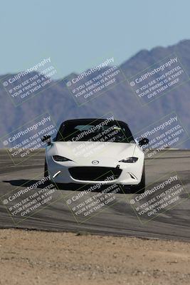 media/Oct-24-2025-Doghouse Garage (Fri) [[783d2ff07a]]/3-Intermediate/Session 3 (Turn 12)/